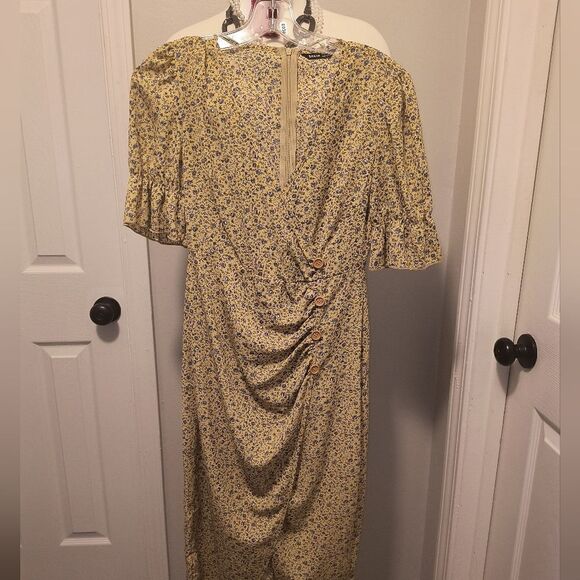 SHEIN Ditzy Floral Puff Sleeve Dress - Picture 8 of 13